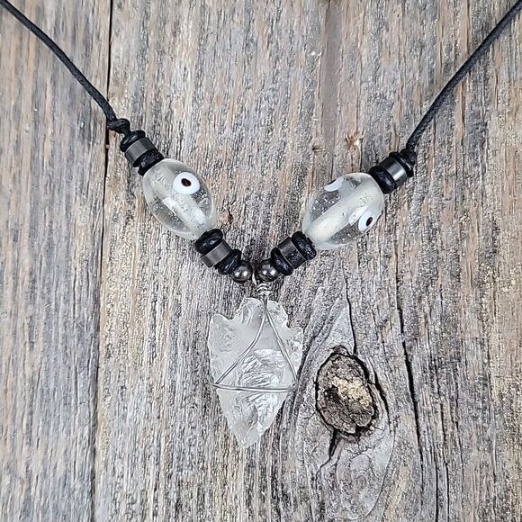 Crystal arrowhead necklace Length 20" - Picture 1 of 6